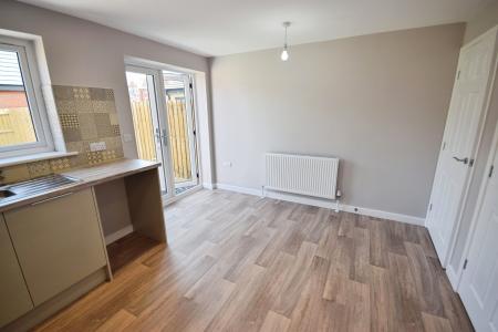 2 bedroom Semi-detached house for sale in Lumley Fields, Skegness, PE25