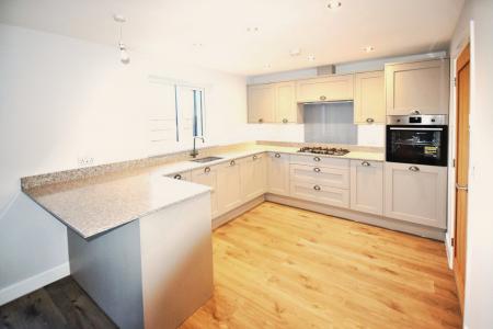 5 bedroom Detached house for sale in Lumley Fields, Skegness, PE25