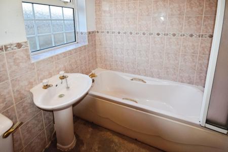 3 bedroom Detached bungalow for sale in Victoria Road, Skegness, PE25