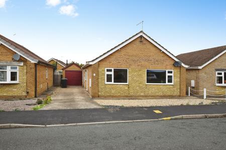 2 bedroom Bungalow for sale in Beaumont Close, Burgh Le Marsh, PE24