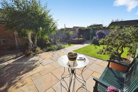 3 bedroom Bungalow for sale in Holden Drive, Burgh Le Marsh, PE24