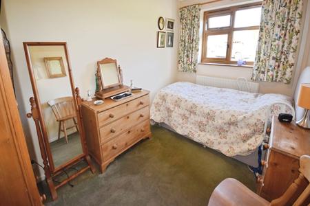 3 bedroom Bungalow for sale in Holden Drive, Burgh Le Marsh, PE24
