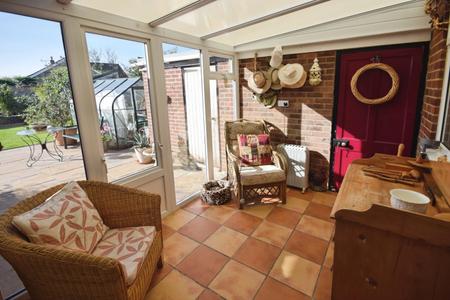3 bedroom Bungalow for sale in Holden Drive, Burgh Le Marsh, PE24
