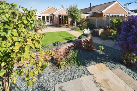 3 bedroom Bungalow for sale in Holden Drive, Burgh Le Marsh, PE24