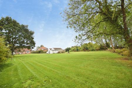 2 bedroom Detached bungalow for sale in Wainfleet Road, Irby In The Marsh, PE24