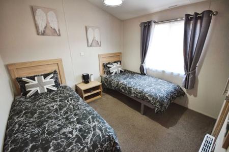 2 bedroom Park home for sale in Monksthorpe, Spilsby, PE23