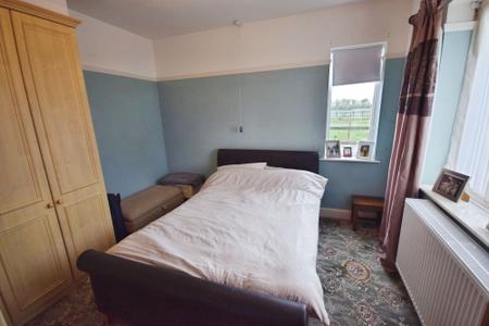 3 bedroom Detached bungalow for sale in Wainfleet Road, Irby-In-The-Marsh, PE24