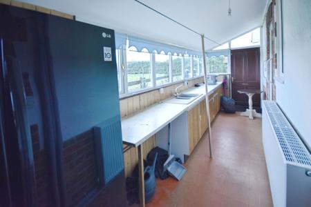 3 bedroom Detached bungalow for sale in Wainfleet Road, Irby-In-The-Marsh, PE24