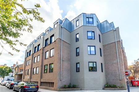 2 bedroom Flat to let in Grove Road, Weston-super-Mare