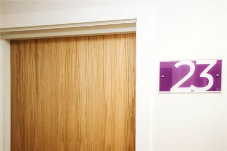 2 bedroom Flat to let in Grove Road, Weston-super-Mare