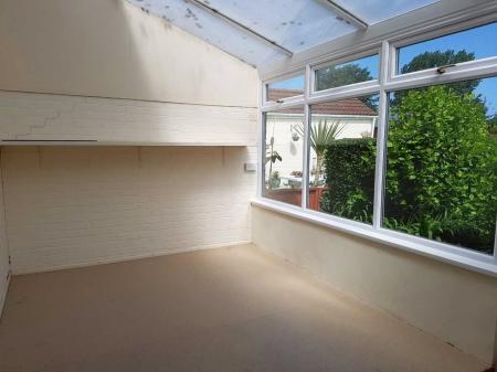 3 bedroom Semi-detached house to let in Burnham Road, Highbridge