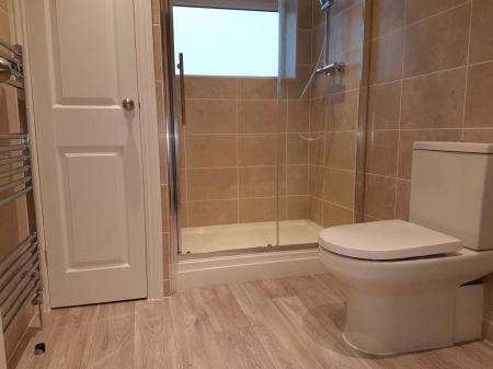 1 bedroom Flat to let in Church Street, Highbridge