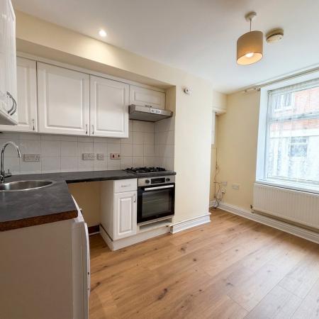 1 bedroom Ground floor flat to let in Regent Street, Burnham-on-Sea