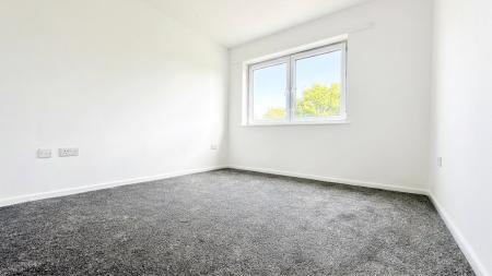 2 bedroom Flat to let in Highbridge Road, Burnham-on-Sea