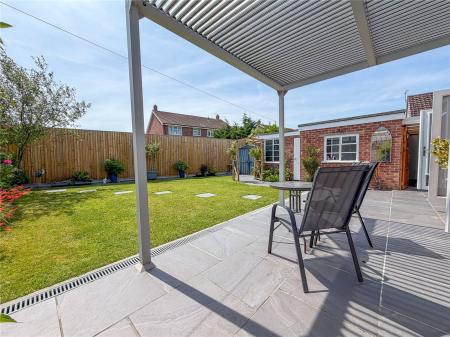 3 bedroom Detached bungalow for sale in Golf Links Road, Burnham-on-Sea