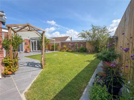 3 bedroom Detached bungalow for sale in Golf Links Road, Burnham-on-Sea