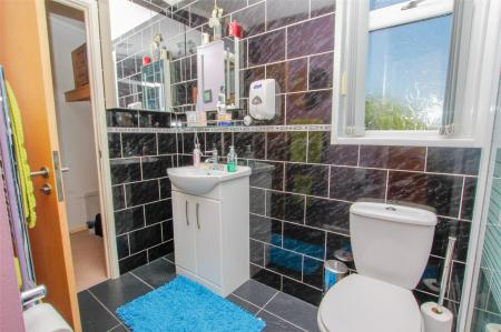 3 bedroom Detached house for sale in Weston Road, Brean