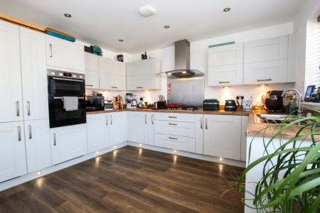 3 bedroom Detached house for sale in Wentwood Drive, Weston-super-Mare