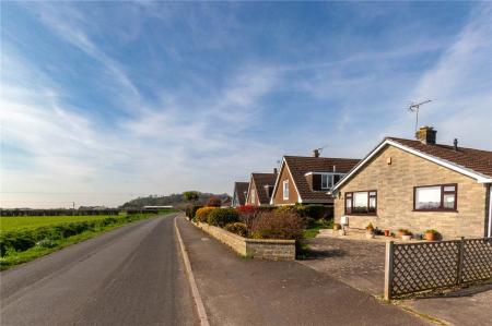 3 bedroom Detached bungalow for sale in Bleadon Road, Bleadon