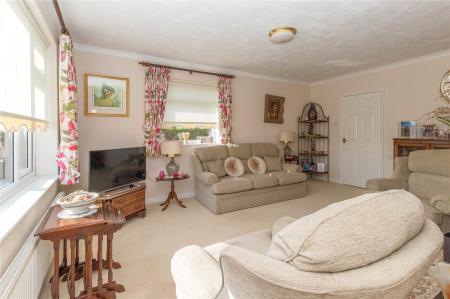3 bedroom Detached bungalow for sale in Bleadon Road, Bleadon