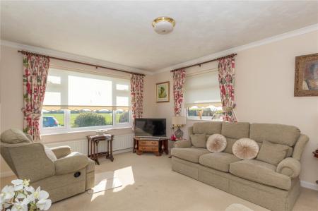 3 bedroom Detached bungalow for sale in Bleadon Road, Bleadon