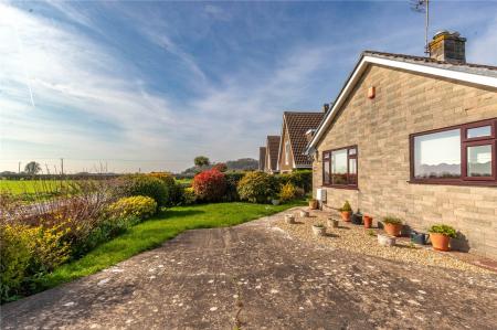 3 bedroom Detached bungalow for sale in Bleadon Road, Bleadon