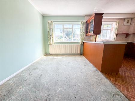3 bedroom Detached house for sale in Monkstone Drive, Berrow