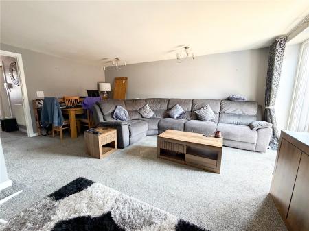 3 bedroom Terraced House for sale in Marconi Drive, Highbridge