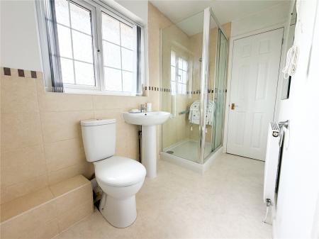 1 bedroom End of terrace house for sale in Frobisher Close, Burnham-on-Sea