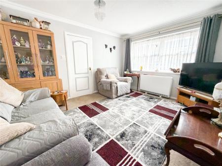 2 bedroom End of terrace house for sale in Stiling Close, Highbridge