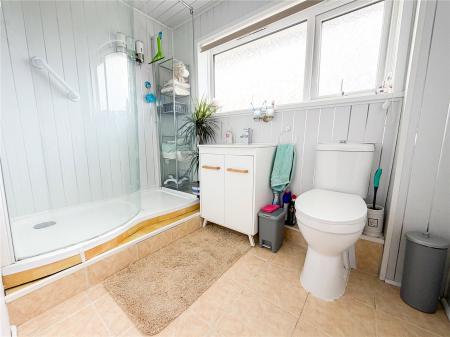 2 bedroom End of terrace house for sale in Stiling Close, Highbridge