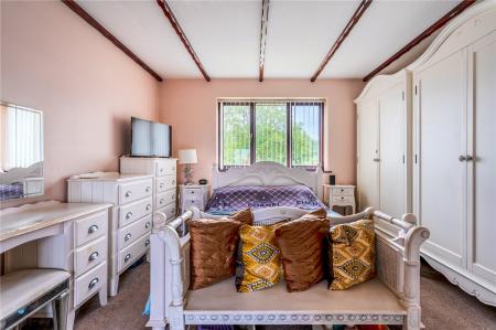 4 bedroom Detached house for sale in Edithmead, Highbridge