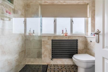 4 bedroom Detached house for sale in Edithmead, Highbridge