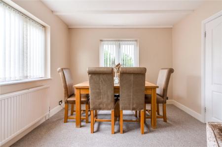 4 bedroom Detached house for sale in Edithmead, Highbridge