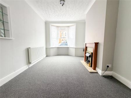 3 bedroom Terraced House for sale in Burnham Road, Highbridge