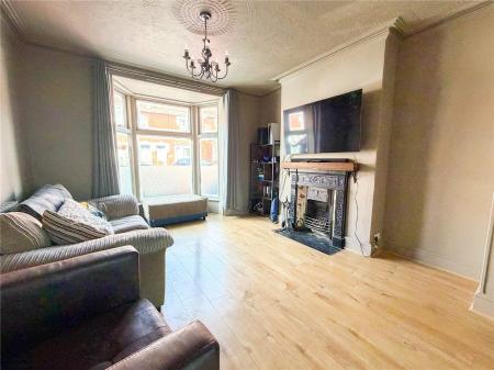 3 bedroom Terraced House for sale in Halesleigh Road, Bridgwater