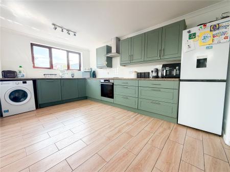 3 bedroom Terraced House for sale in Halesleigh Road, Bridgwater