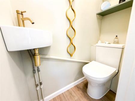 4 bedroom Detached bungalow for sale in Rose Tree Paddock, Berrow