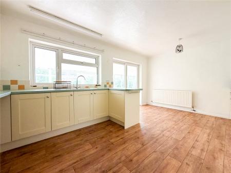 4 bedroom Semi-detached bungalow for sale in Alstone Lane, West Huntspill