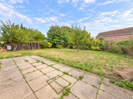 4 bedroom Semi-detached bungalow for sale in Alstone Lane, West Huntspill