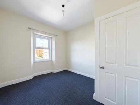 3 bedroom Flat to let in Greenfield Place, Weston-super-Mare