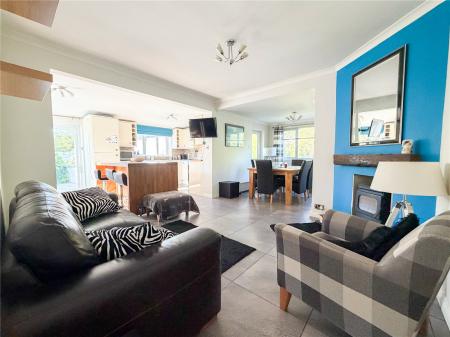 2 bedroom Detached bungalow for sale in Watchfield, Highbridge