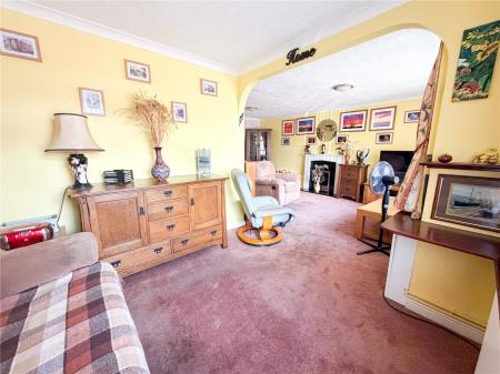 2 bedroom Detached bungalow for sale in Havage Close, Highbridge