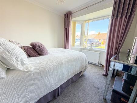 2 bedroom Semi-detached bungalow for sale in Westfield Close, Burnham-on-Sea