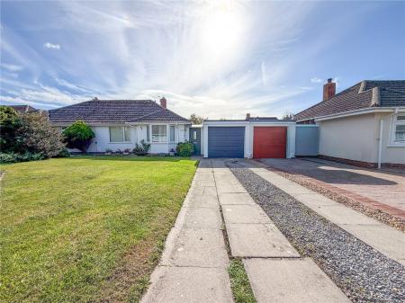 2 bedroom Semi-detached bungalow for sale in Westfield Close, Burnham-on-Sea
