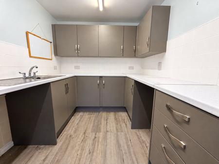 1 bedroom Flat for sale in Highbridge Road, Burnham-on-Sea