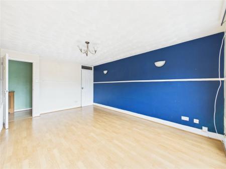 2 bedroom Flat for sale in Meg Thatchers Green, Bristol