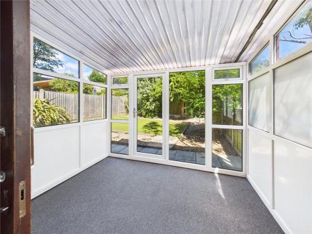 3 bedroom Link detached house for sale in Howes Close, Barrs Court