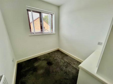 3 bedroom Link detached house for sale in Howes Close, Barrs Court