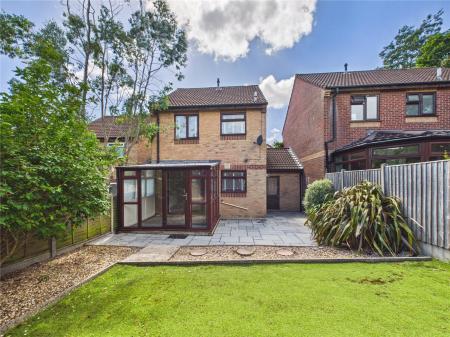 3 bedroom Link detached house for sale in Howes Close, Barrs Court